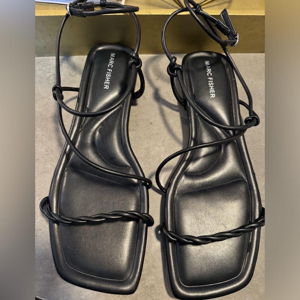 Black Sandals!